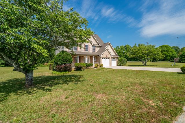 28 Chandler Ridge Drive, Chatsworth, GA 30705
