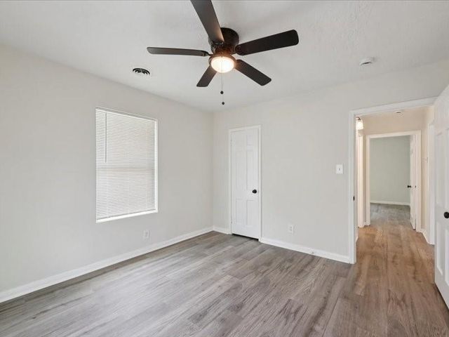 5395 Fairview Avenue, Beaumont, TX 77705