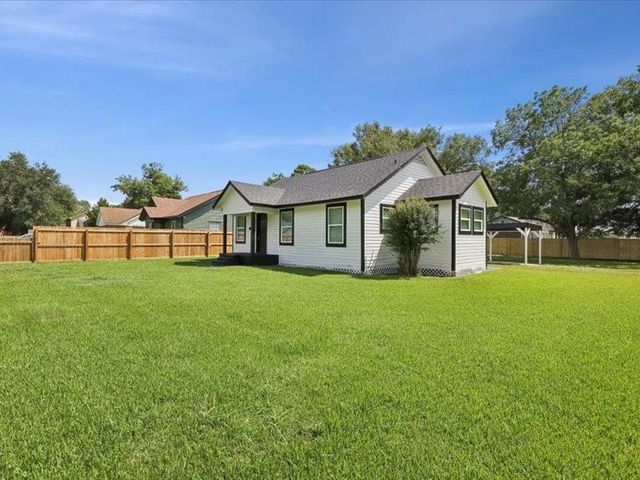 5395 Fairview Avenue, Beaumont, TX 77705