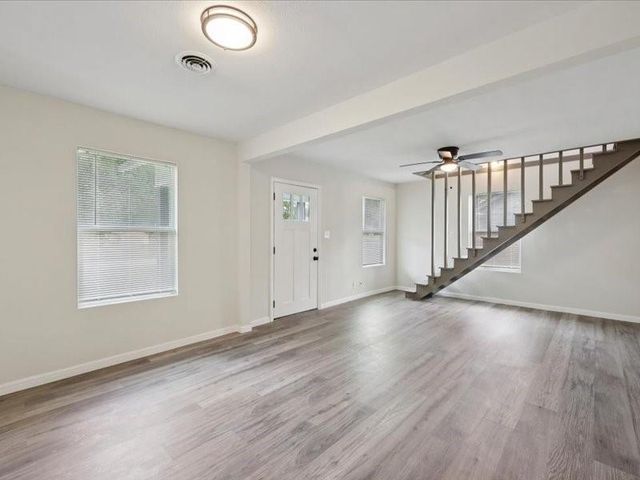 5395 Fairview Avenue, Beaumont, TX 77705
