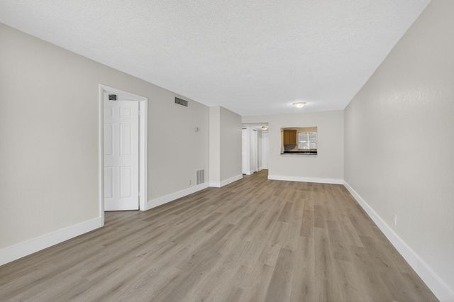 120 Sparrow Drive 113, Royal Palm Beach, FL 33411