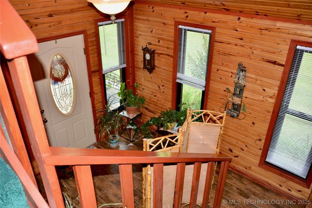 1409 N 5th Street, Henryetta, OK 74437