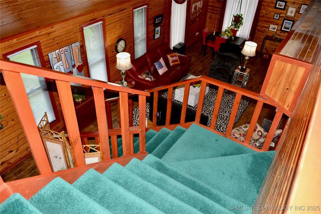 1409 N 5th Street, Henryetta, OK 74437