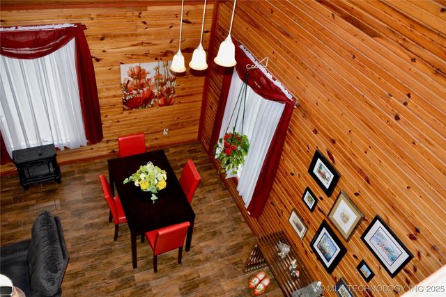 1409 N 5th Street, Henryetta, OK 74437