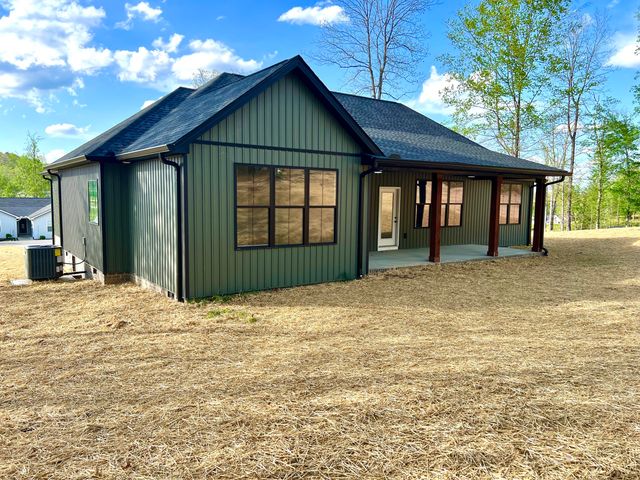 189 Twin Ponds Road, Corbin, KY 40701