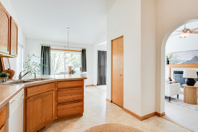 3013 Turnberry Lane, Montgomery, IL 60538