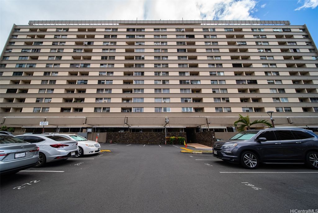 3215 Ala Ilima Street B1208, Honolulu, HI 96818