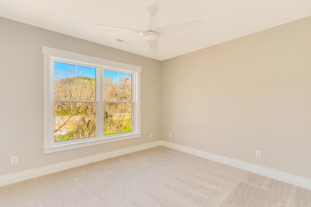 1360 Thomas Avenue, Chattanooga, TN 37409