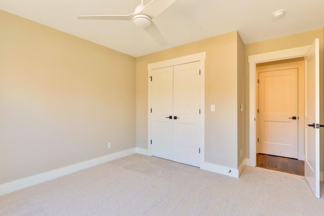 1360 Thomas Avenue, Chattanooga, TN 37409