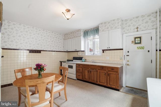 7042 TORRESDALE AVE, Philadelphia, PA 19135