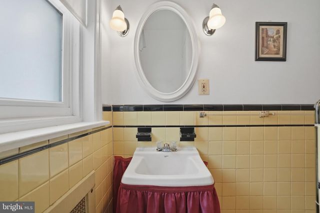 7042 TORRESDALE AVE, Philadelphia, PA 19135