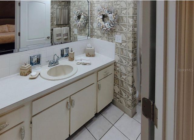 10215 REGAL 15, Largo, FL 33774