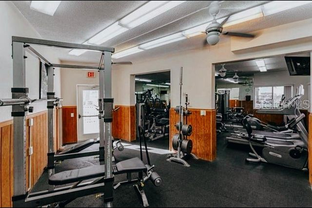 10215 REGAL 15, Largo, FL 33774