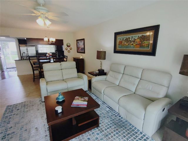 10215 REGAL 15, Largo, FL 33774
