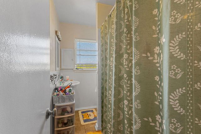 1905 Oxford AVE, Roanoke, VA 24015
