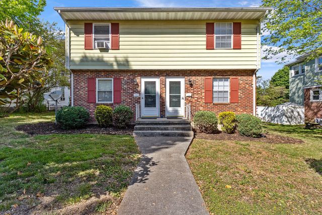 1905 Oxford AVE, Roanoke, VA 24015