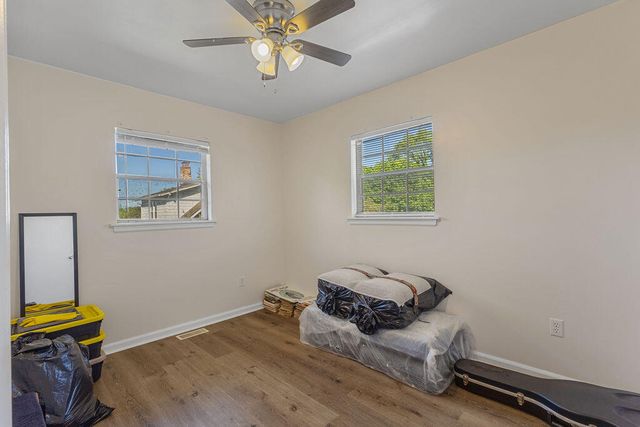 1905 Oxford AVE, Roanoke, VA 24015