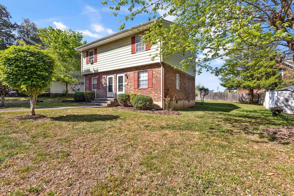 1905 Oxford AVE, Roanoke, VA 24015