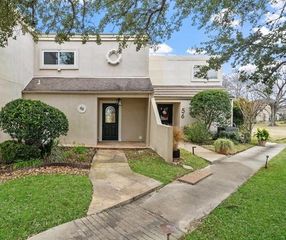 55 April Hill, Conroe, TX 77356