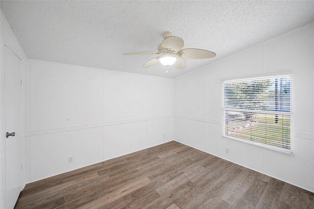 3614 College Street, Damon, TX 77430