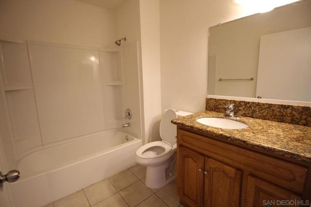 9516 Carroll Canyon Rd 212, San Diego, CA 92126