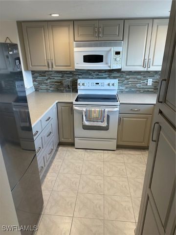 26370 Hickory BLVD 803, Bonita Springs, FL 34134