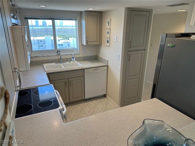 26370 Hickory BLVD 803, Bonita Springs, FL 34134