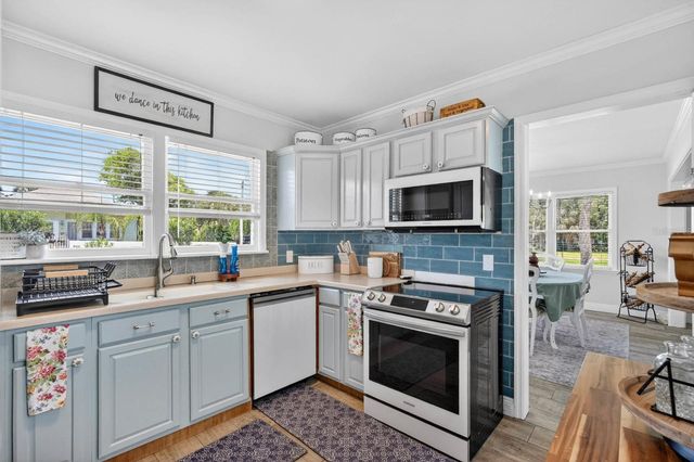 731 N OLEANDER AVENUE, Daytona Beach, FL 32118