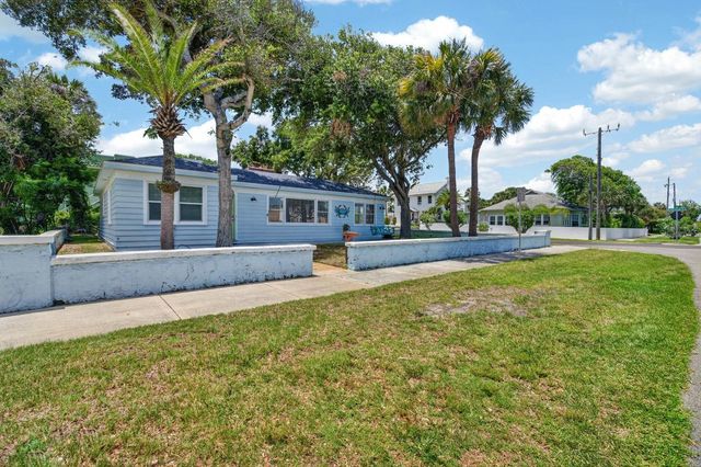 731 N OLEANDER AVENUE, Daytona Beach, FL 32118