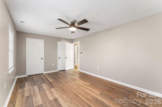 2730 33rd Avenue NE, Hickory, NC 28601