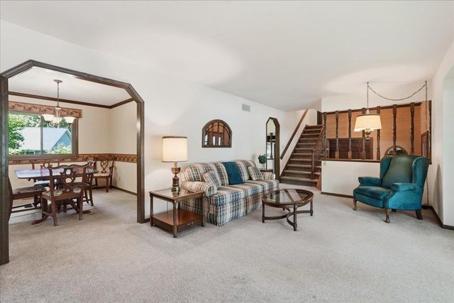 3614 Rolling Hill Drive, Middleton, WI 53562