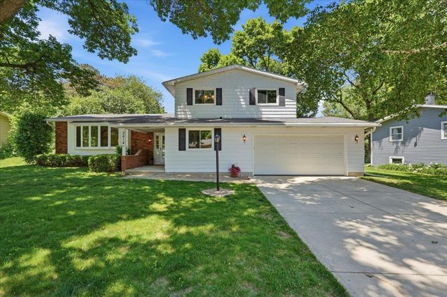 3614 Rolling Hill Drive, Middleton, WI 53562