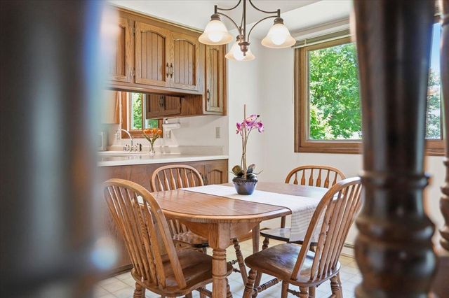 3614 Rolling Hill Drive, Middleton, WI 53562