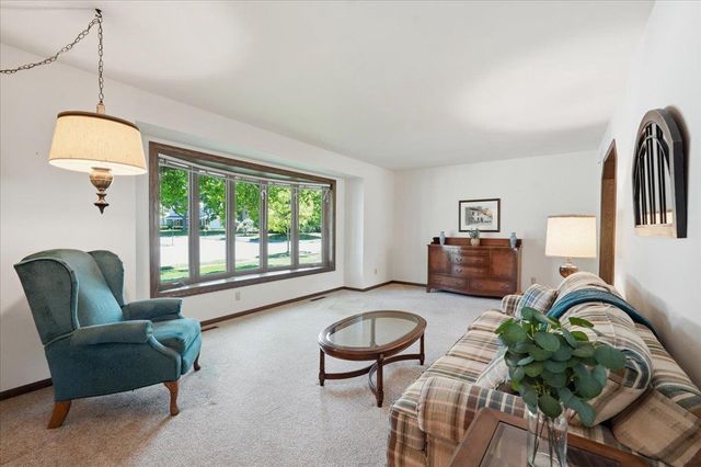 3614 Rolling Hill Drive, Middleton, WI 53562