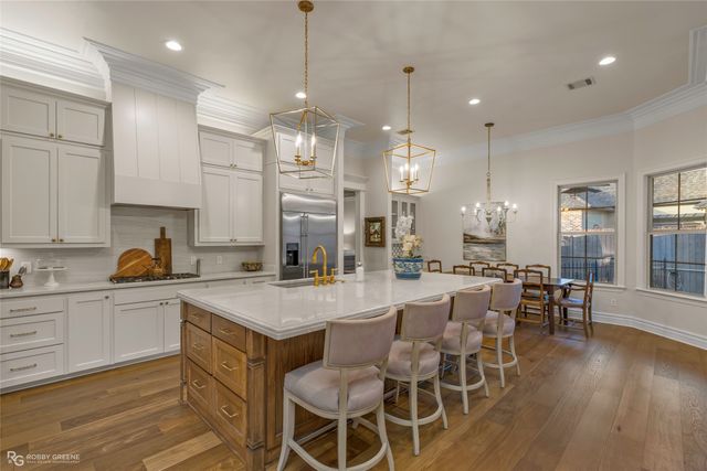 200 Evangeline Walk, Bossier City, LA 71111