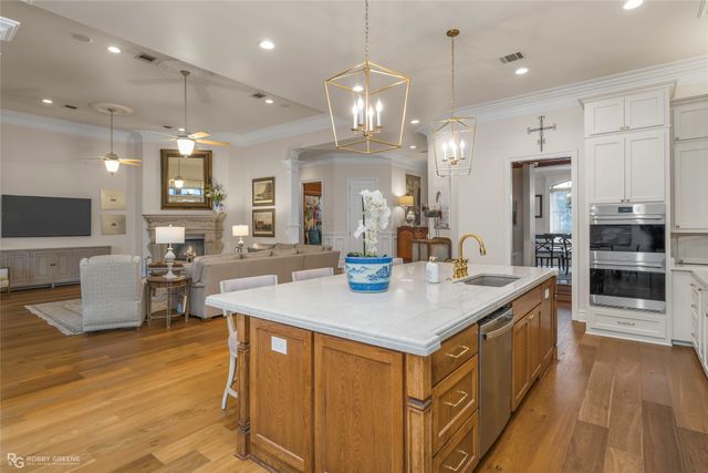 200 Evangeline Walk, Bossier City, LA 71111