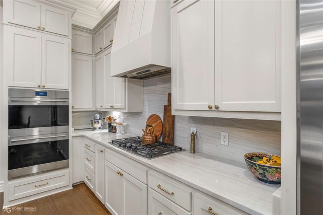 200 Evangeline Walk, Bossier City, LA 71111