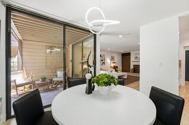 1963 Rock Street 27, Mountain View, CA 94043