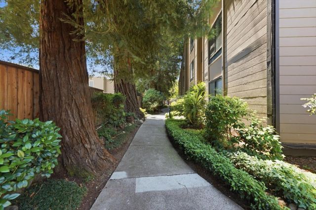 1963 Rock Street 27, Mountain View, CA 94043