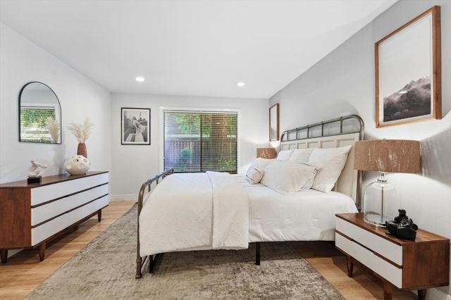1963 Rock Street 27, Mountain View, CA 94043