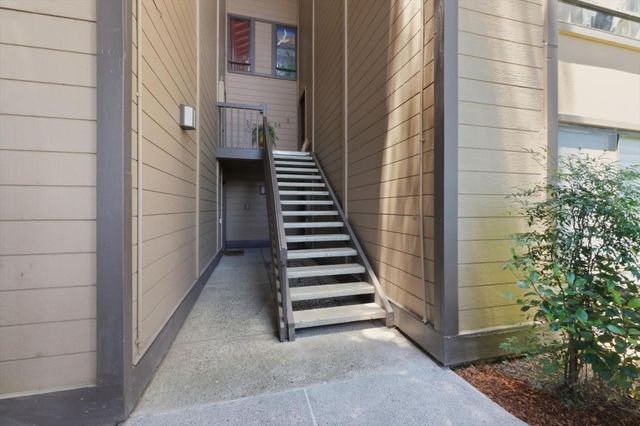 1963 Rock Street 27, Mountain View, CA 94043