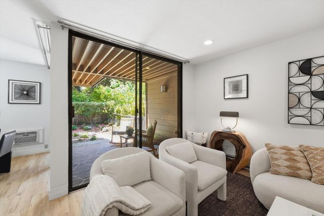 1963 Rock Street 27, Mountain View, CA 94043