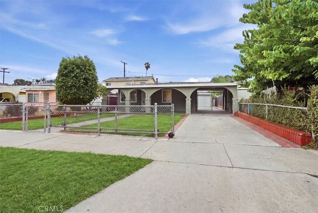 2470 Webster, Long Beach, CA 90810