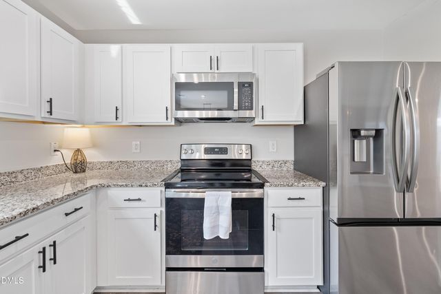 312 Golden Plum Lane, Zebulon, NC 27597