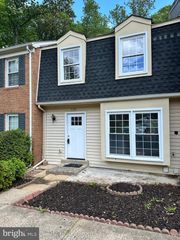 6312 TEAKWOOD CT, Burke, VA 22015