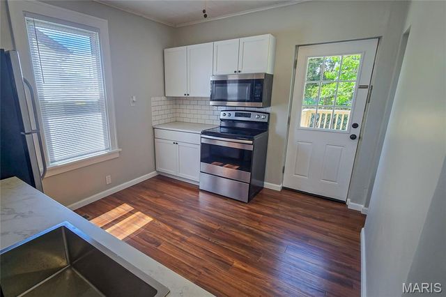 4706 Tesson Street, St Louis, MO 63116