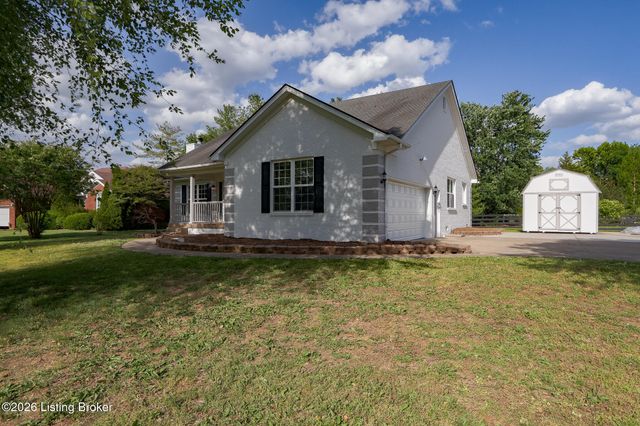 110 Jade Dr, Shepherdsville, KY 40165