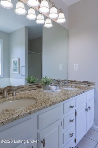 110 Jade Dr, Shepherdsville, KY 40165