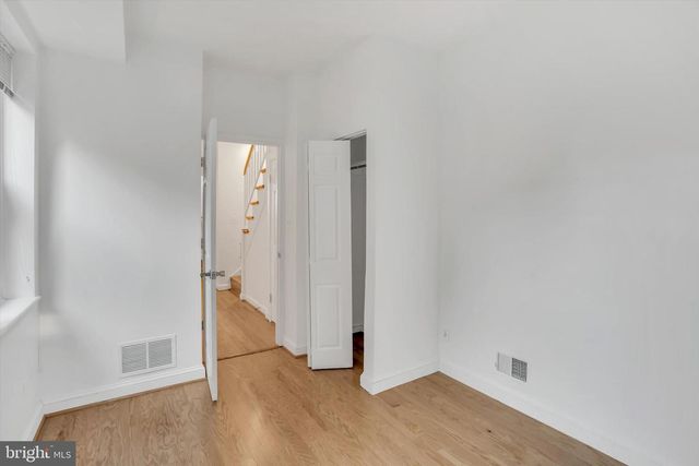 805 S CHARLES ST S, Baltimore, MD 21230