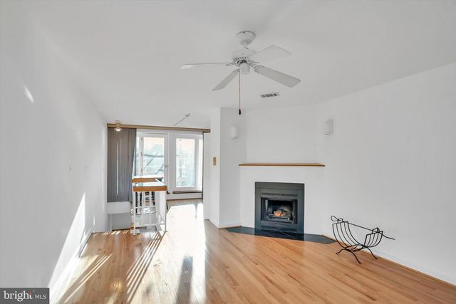 805 S CHARLES ST S, Baltimore, MD 21230